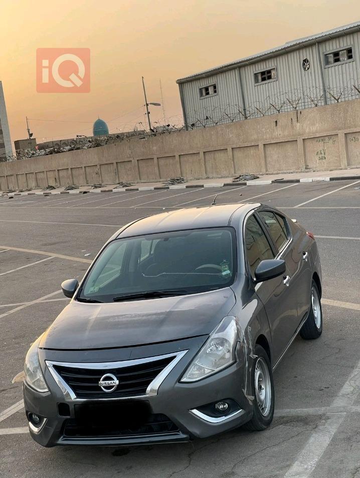 Nissan Versa